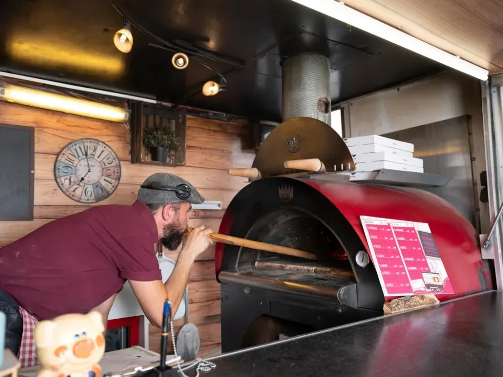 la roulotte à pizza création de pizza